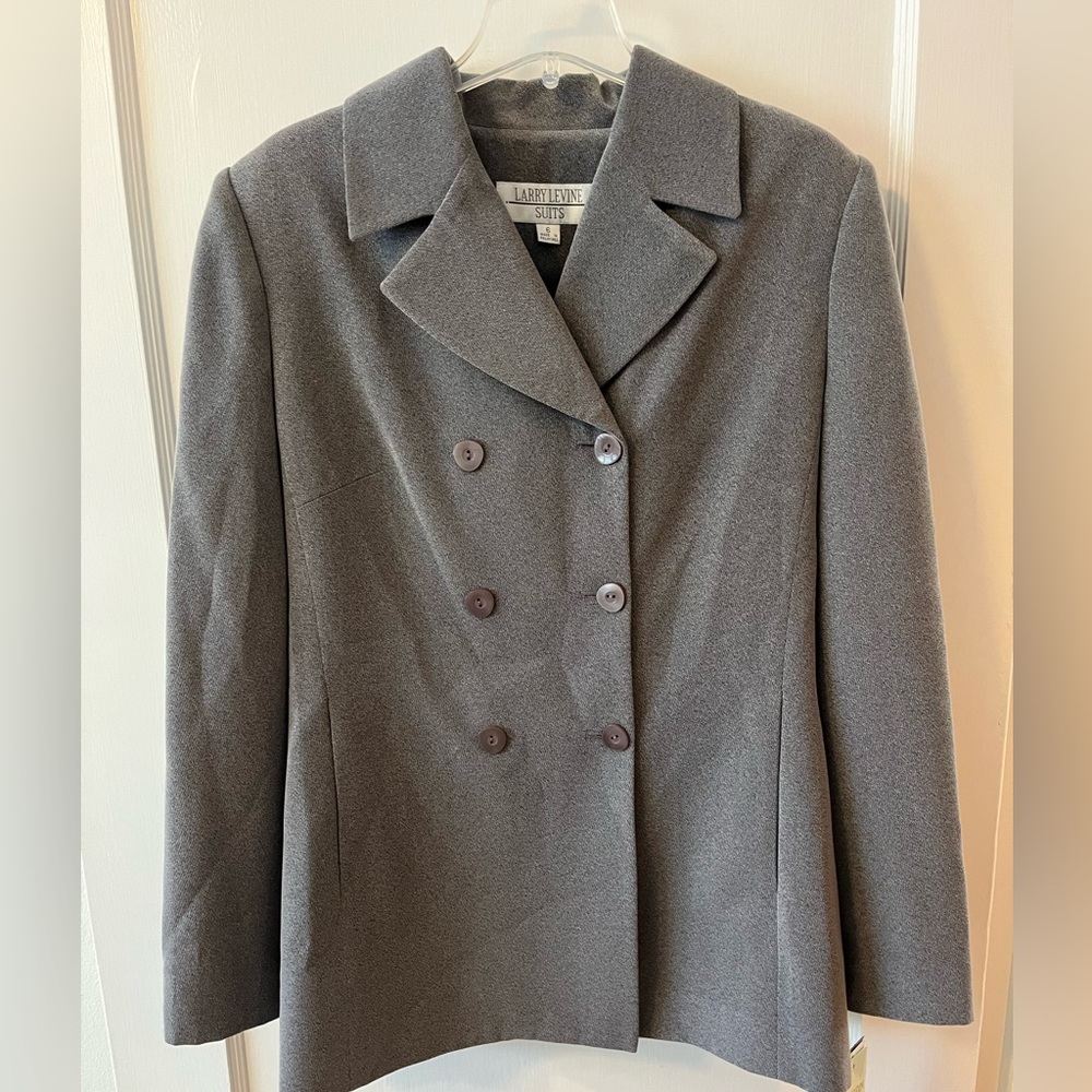 NWT Vintage Larry Levine 3 piece suit. Size 6.